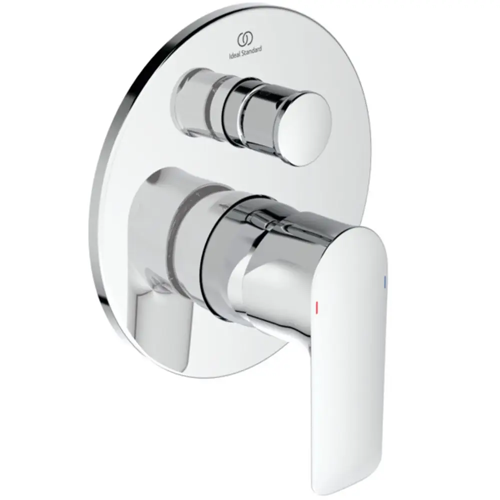 Chromene Wandarmatur von Ideal Standard mit zwei Bedienelementen. Die Armatur hat eine runde Rosette mit einem Durchmesser von 163 mm.